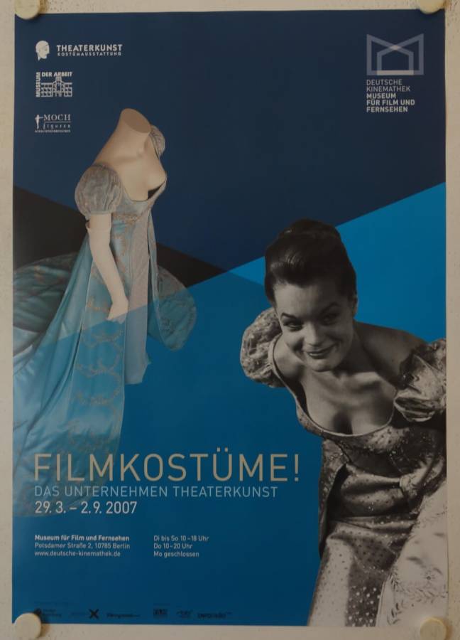 Filmkostüme! - Das Unternehmen Theaterkunst originales deutsches Ausstellungsplakat